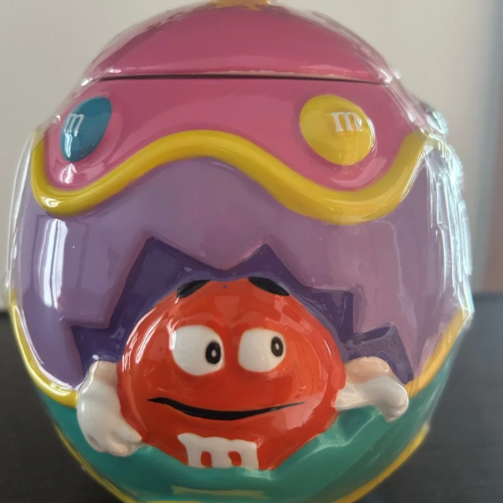 M&M'S Easter Egg candy/cookie Sealed Rare